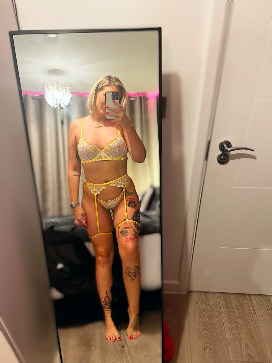 GigiPatsyXXX's tweet photo. https://t.co/1iWDMc6zXW

#sexygirls #sëxygïrl #girlsexy #sexycosplaygirl #sexyasiangirl #sexygirlz #sexymodelsgirls #animegirlsexy #sexyhotgirl #sexyindiangirl #sexybikinigirl #sexygothgirl #girlssexy #sexybootygirl #onlyfans #fansonly #onlyfansgirl #managedfans https://t.co/z4mXJ0tOCe