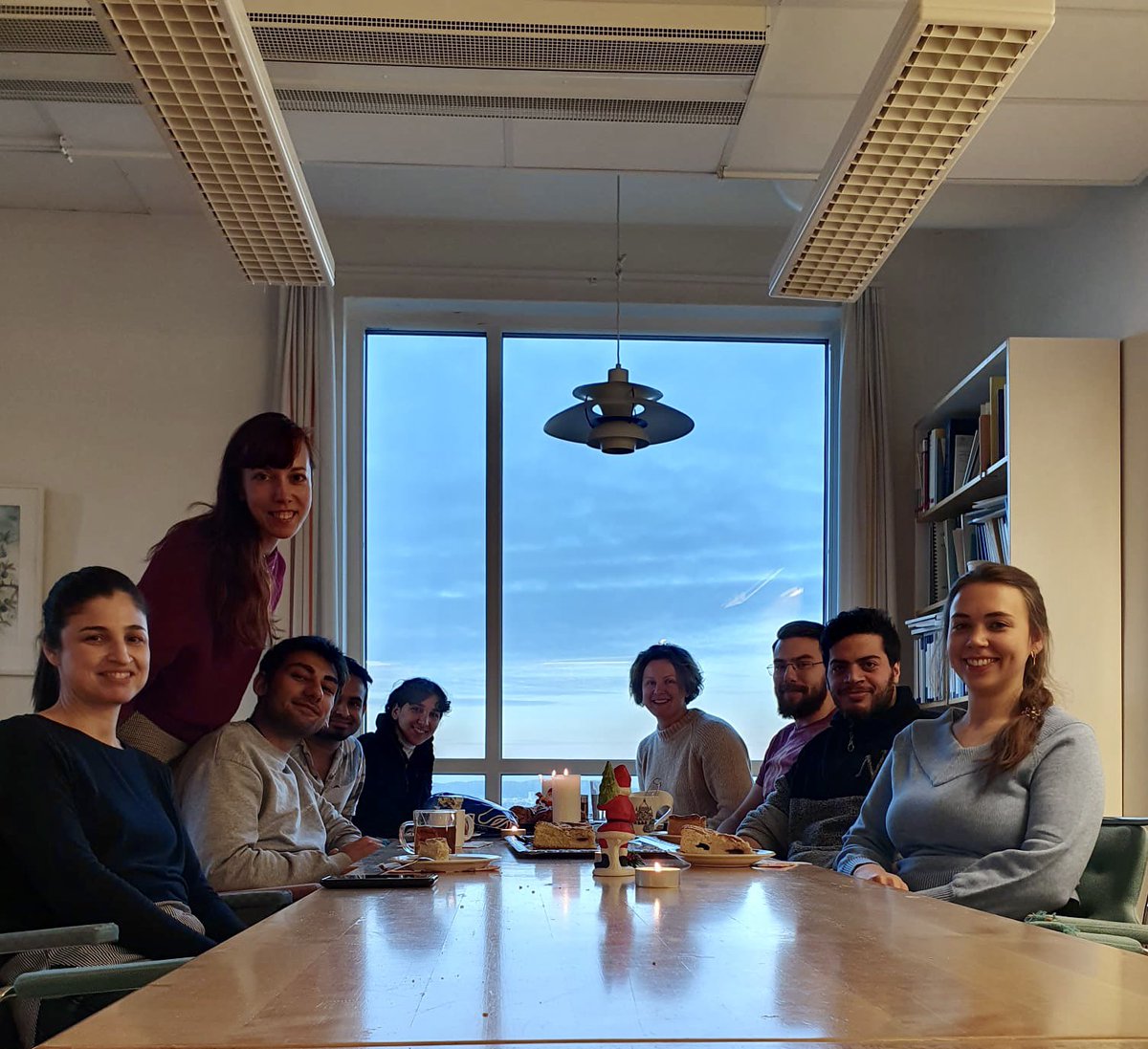TietzeLab's tweet photo. Thank you Birsen for joining our lab @OMC_GU for your master thesis! We wish you all the best in your future career! https://t.co/lqZfPM3HMS