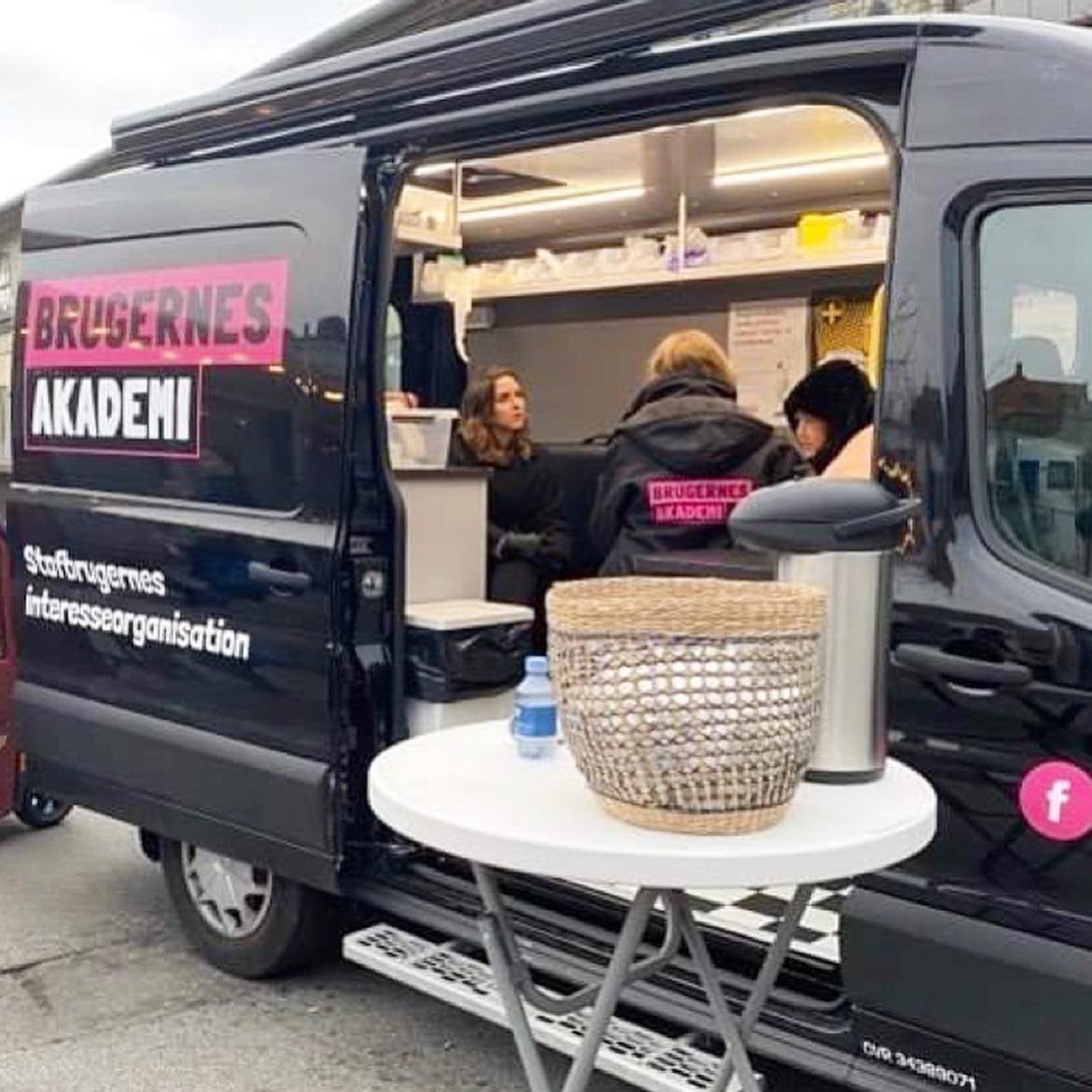 monika rubin tweet media