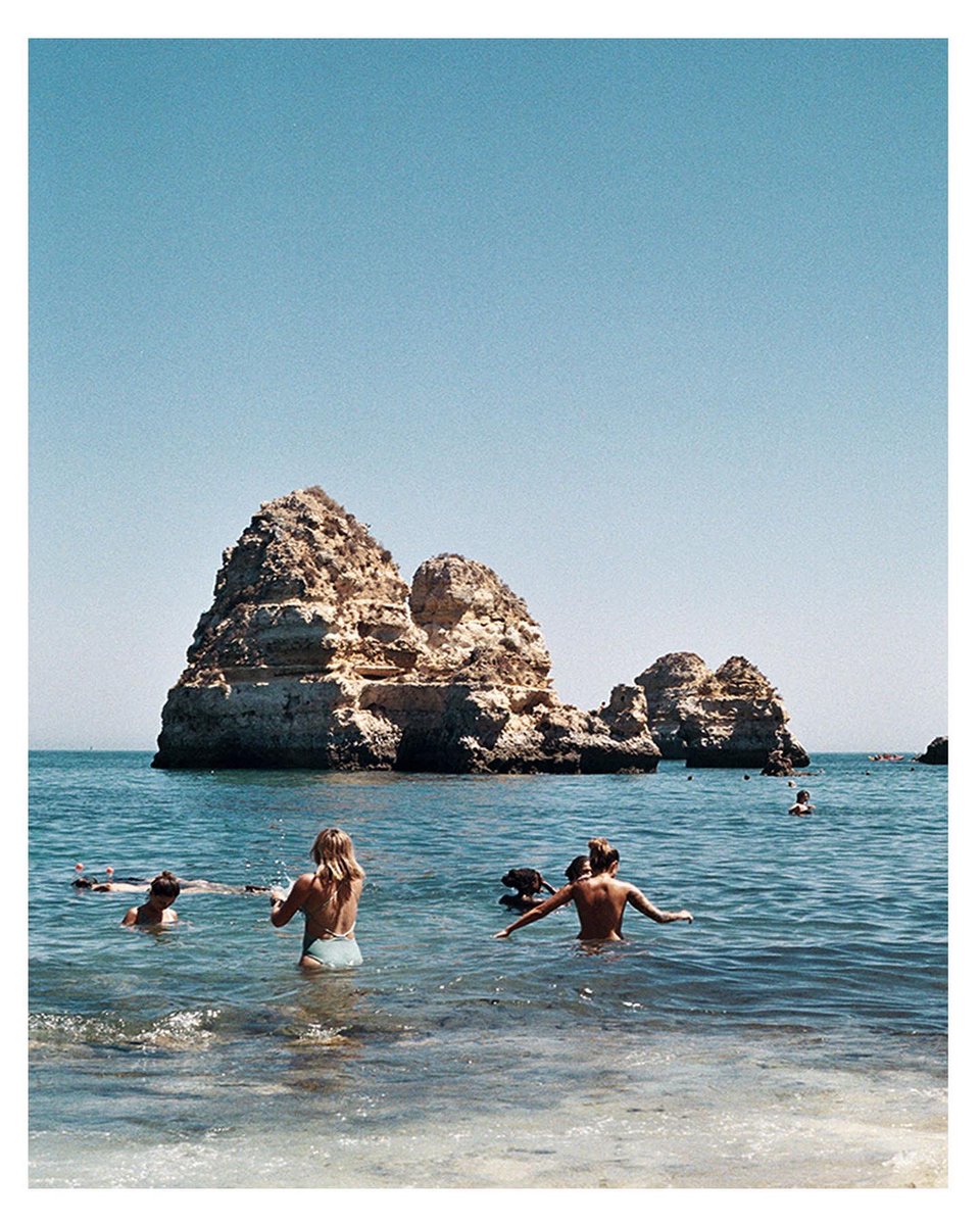 Loculuss's tweet photo. Bleue Azur, Série 2 Road Trip https://t.co/VfYNLPejyW