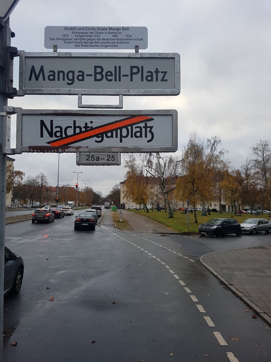Ma16Ka's tweet photo. Mein größter Respekt an alle, die sich seit Jahrzehnten für eine dekoloniale Erinnerungskultur und die Aufarbeitung deutscher Kolonialverbrechen einsetzen!
#MangaBellPlatz
#CorneliusFredericks
#AntonWilhelmAmo https://t.co/5XRrvm27np
