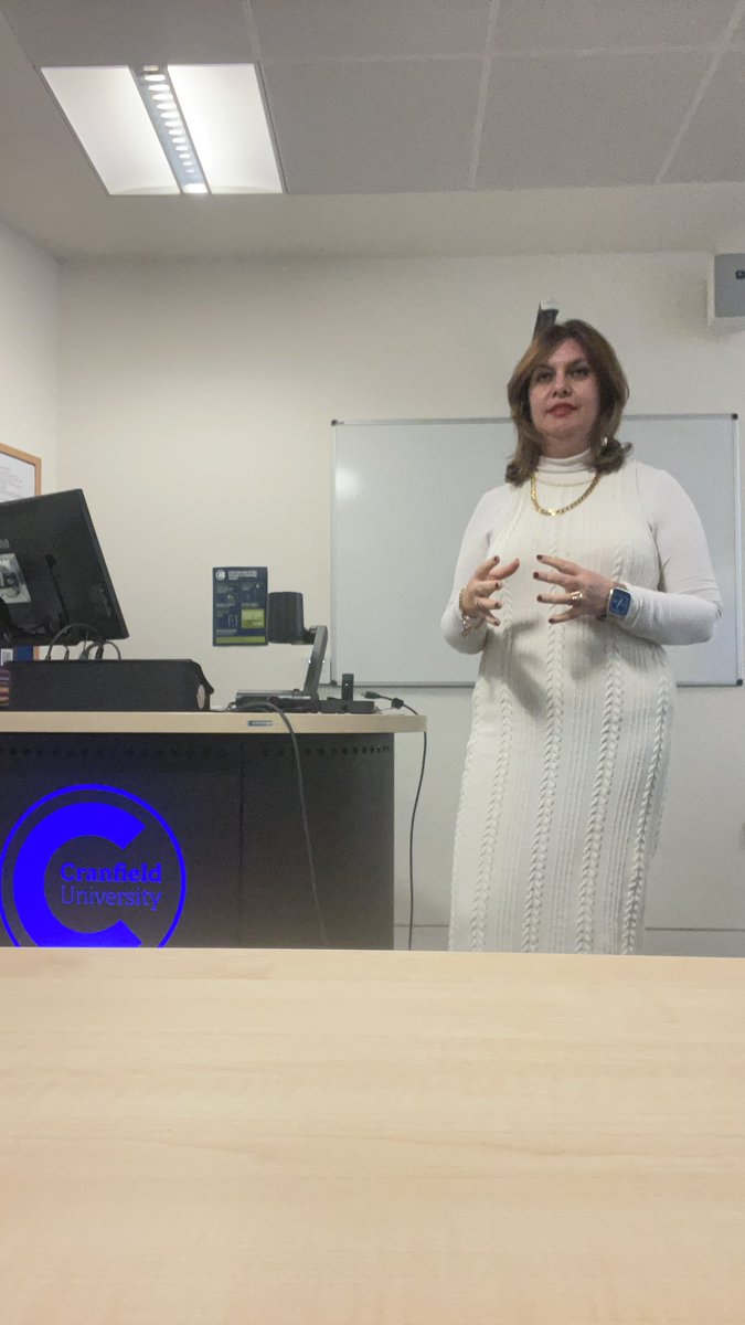 NiloufarNellie's tweet image. Delivering the #lecture on #micoengineering #microdevice #MEMS #technology #microsensors for #MSc students at @CranfieldUni impressed by their curious mind and #innovative ways of thinking. welcome to #research on @nanoelectronics @memristors @Memristor_RRAM under my #supervision