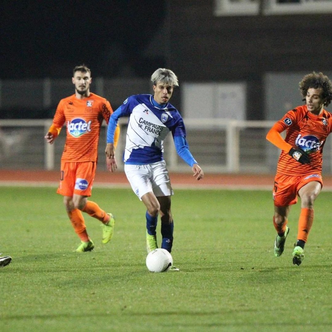USAvrMSM_Off's tweet photo. De l'US Avranches Mont-Saint-Michel à un quart de finale de Coupe du Monde avec la sélection marocaine ✨

Quand certains ne savent pas d'où il vient, nous on le sait 🔥

👉 https://t.co/UVJlCYeLsY

Félicitations Azzedine 🫶

#TeamUSAMSM #football #FIFAWorldCup https://t.co/gisuedhsZu