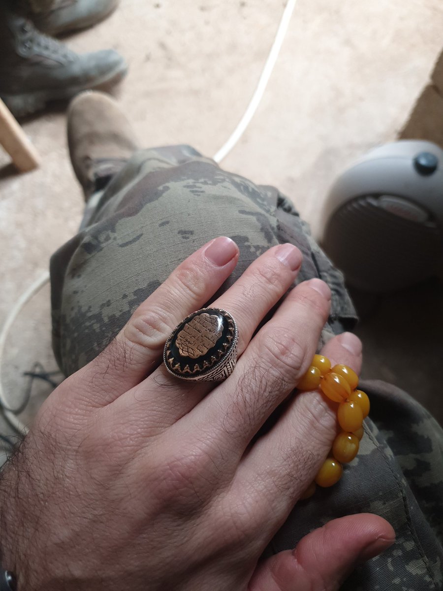 Ölüm bize ne uzak bize ne yakın ölüm...