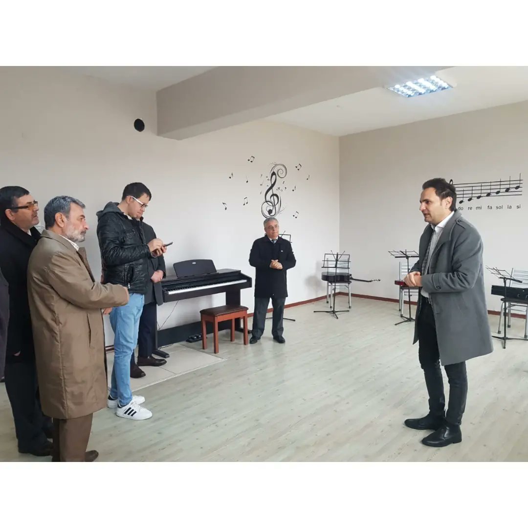 Değerli basın mensuplarımız, İlçe Milli Eğitim Müdürümüz Sayın Eralp AKMAN ve Şube Müdürlerimiz ile birlikte Değirmenci Köy Yaşam Merkezimizi ziyaret ederek yapılan çalışmalar hakkında bilgi aldılar.
<a href="/tcmeb/">Millî Eğitim Bakanlığı</a> <a href="/edirne_valiligi/">Edirne Valiliği</a> 
<a href="/Edirne_MEM/">Edirne İl Millî Eğitim Müdürlüğü</a> <a href="/uzunkoprumem1/">uzunkoprumem</a> 
<a href="/Dr_Onderarpaci/">Dr. Önder ARPACI</a> @akmaneralp