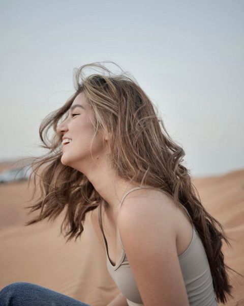 tribunephl's tweet photo. BELLE OF THE DESERT

LOOK: Belle Mariano shares photos from her Dubai Desert Safari experience. The young actress is currently in Dubai with loveteam partner Donny Pangilinan for the promotion of their new movie "An Inconvenient Love." | @Tribunephl_Kim

(📸 belle_mariano / IG) https://t.co/Knpf5R4Nm5