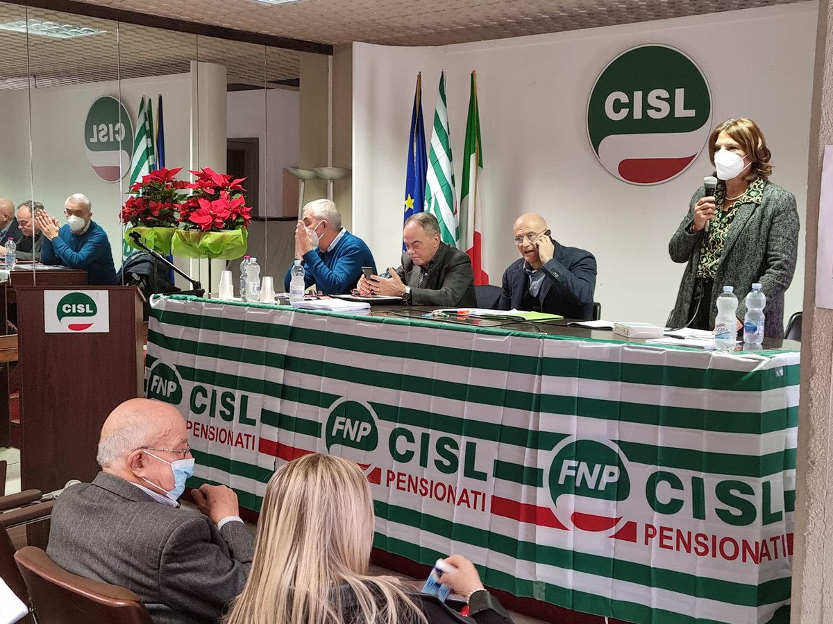 CislTaBr's tweet photo. #7DIC22 - #Taranto #SedeUST @gianfr_solazzo partecipa ai lavori del #ConsiglioGenerale @pugbt @CislNazionale @CislPuglia https://t.co/7LMXprJ62p