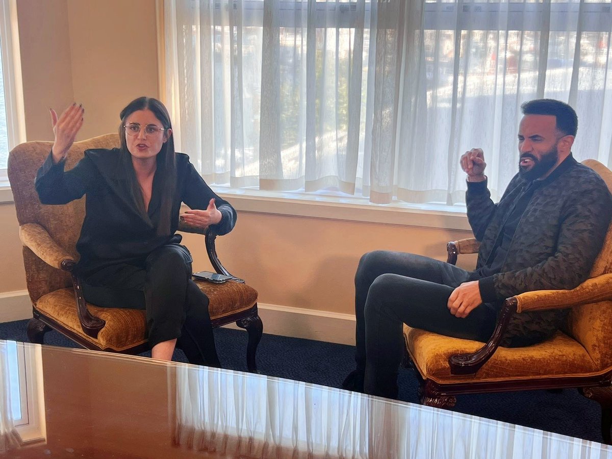 texxonfire's tweet image. not a bad day at the office. even flexed some of my best italian gestures to negotiate more time with @craigdavid. 😂😭