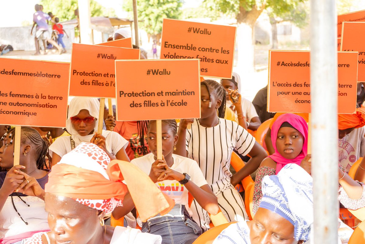 DiorfallGueye2's tweet photo. Retour en images du Fora de ce 3 Décembre à Fimela. @ Solidarité Active et ses partenaires Paaf et faadev. ont tenu cette rencontre sur le thème  “l’accès à la terre des femmes rurales : Mobilisons-nous pour garantir leur autonomisation économique et sociale.” La campagne👇🏾 https://t.co/mj5W5Atc2S