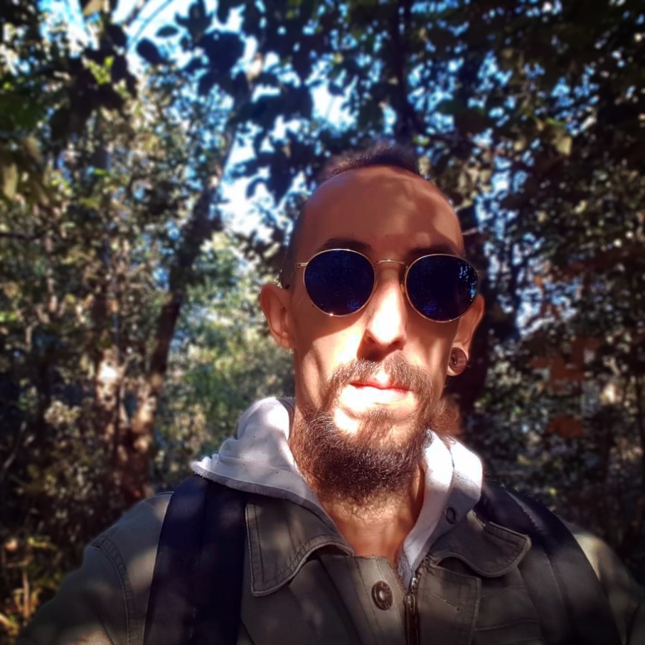 mastrodream's tweet photo. Walking in the woods

#dream #mastrodream #December #relax #lgbt #LGBTQIA #gay #nature #fitness #woods https://t.co/eZdWheVNkU