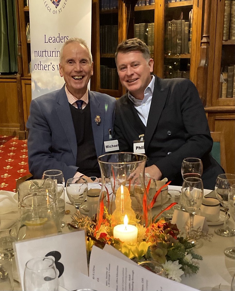 ⁦Honoured to join Michael <a href="/StGeorgesHouse/">St George's House</a>⁩ Society of Leadership Fellows Dinner #Windsor Castle #leadership