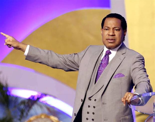 atiku's tweet photo. Pastor Chris Oyakhilome is an accomplished man of God who has stayed committed to teaching faith and charity. As you celebrate your birthday today, I join the multitude of your admirers in wishing you more years of accomplishment in your divine assignment. -AA https://t.co/FuORYaU6dB