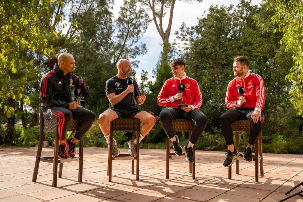 Ben_Ibson's tweet photo. The latest episode of The #MUFC Debate is out now and our U21s Head Coach, Mark Dempsey joins us alongside @DanielWebber81 and @samcarney from sunny Spain 🇪🇸 https://t.co/QBeJdLxelU