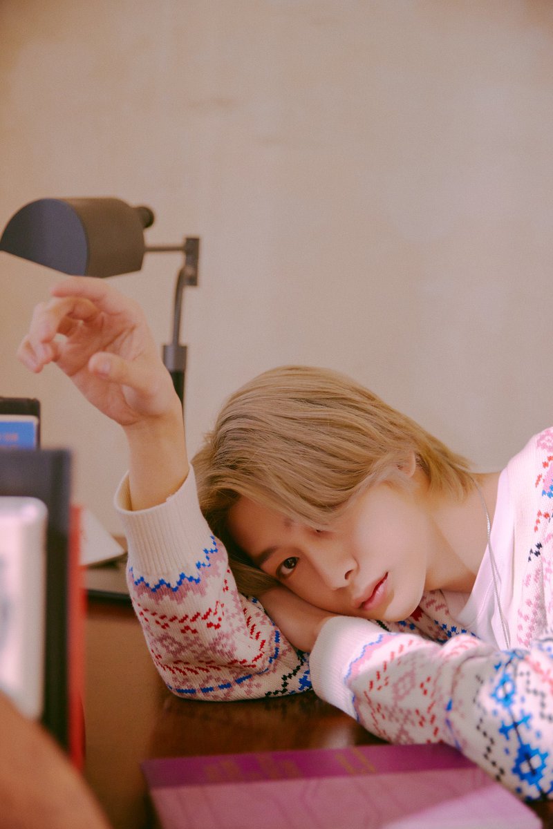 0514universe's tweet photo. https://t.co/TrOTrWzBDF