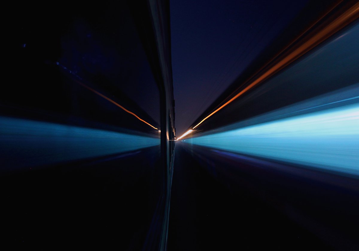 WesternRly's tweet photo. Magical play of light caught through the running train. #LightAndSpeed
PC:
@thetrainstory https://t.co/W7pmDw5pQe