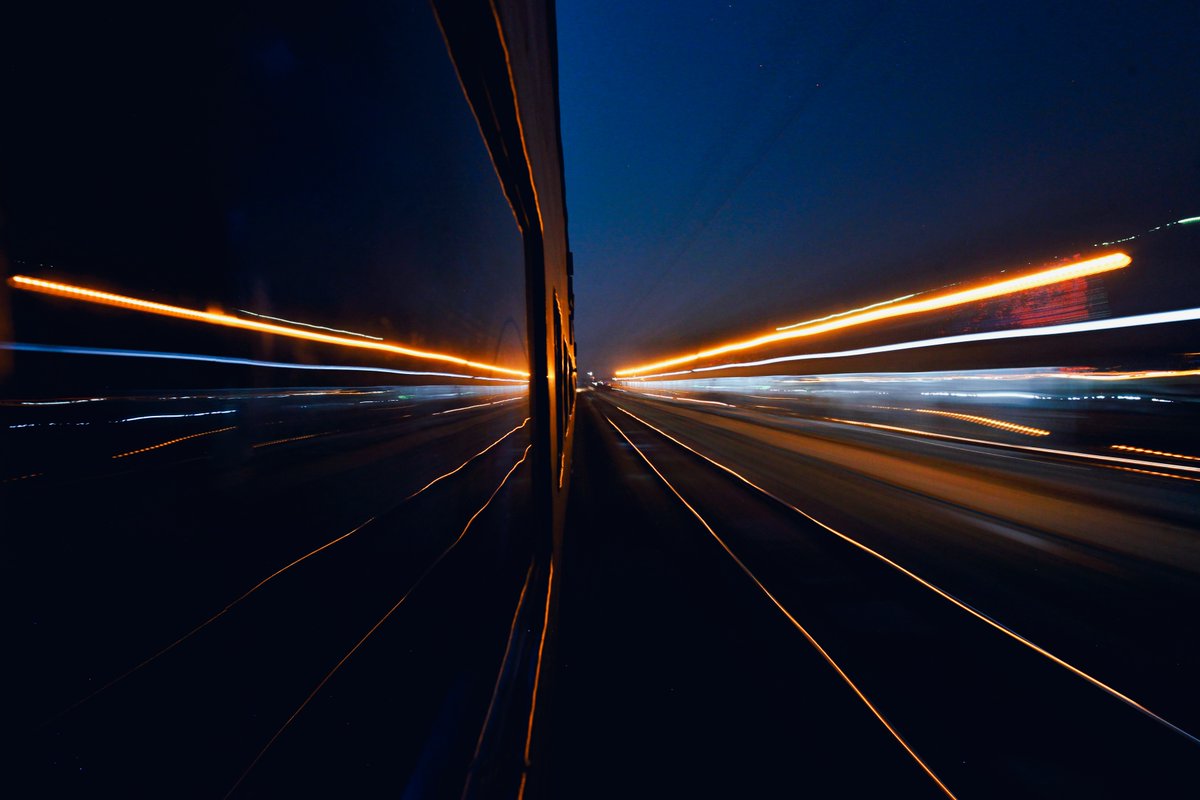 WesternRly's tweet photo. Magical play of light caught through the running train. #LightAndSpeed
PC:
@thetrainstory https://t.co/W7pmDw5pQe