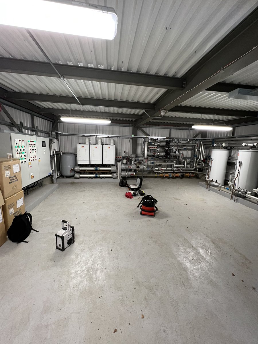 Karl Andrew tweet media