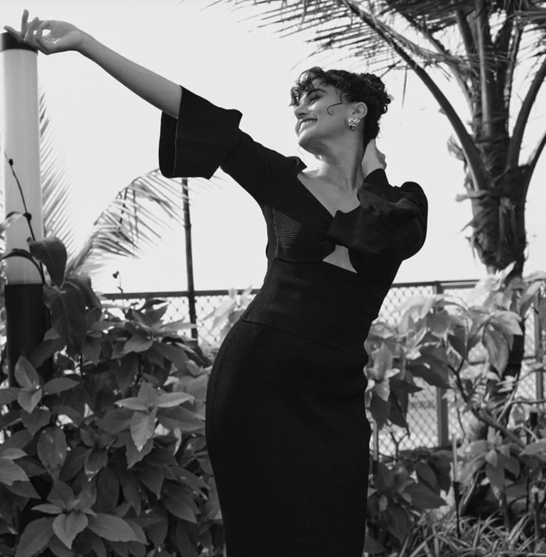FilmyEntertain7's tweet photo. @taapsee  exuding pure joy in these stunning shots.
#taapseepannu #Bollywood #filmyentertainment #bollywoodupdates https://t.co/H4KA4ckFSa