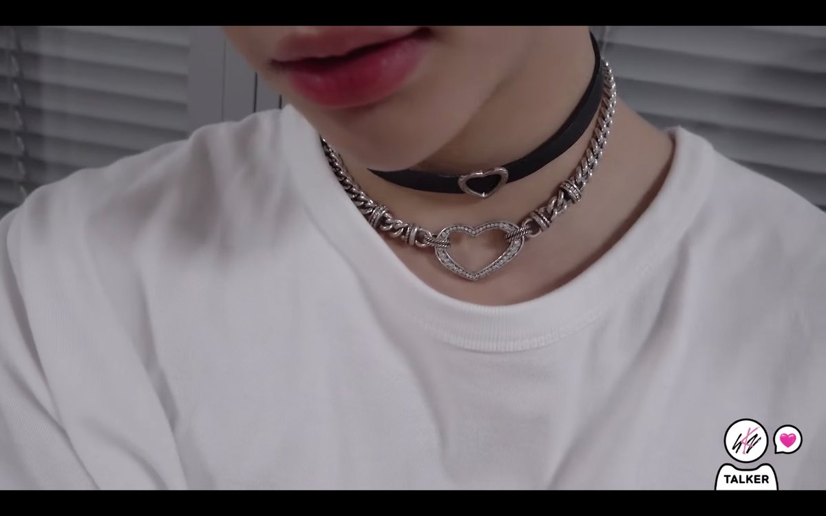 kittyongboks's tweet photo. 💖 hyunjin's perfectly plump lips: a thread 🥹🥹 https://t.co/cfFpAbCM8s