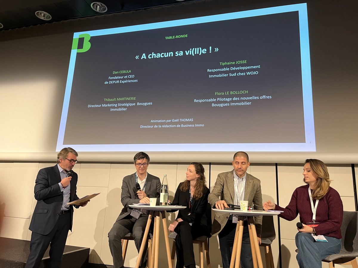 ODurix83's tweet photo. Conférence inspirante ⁦@salonsimi⁩ ce matin avec Thibault Martinerie, Flora Le BOLLOCH, Thiphaine JOSSE et ⁦@DanDepur⁩ . Présentation de Loji, ⁦@Wojo_co⁩ et de notre offre de CoLiving designed by ⁦@Bouygues_Immo⁩ #mixUse #DOC https://t.co/zBKgsgb7fi