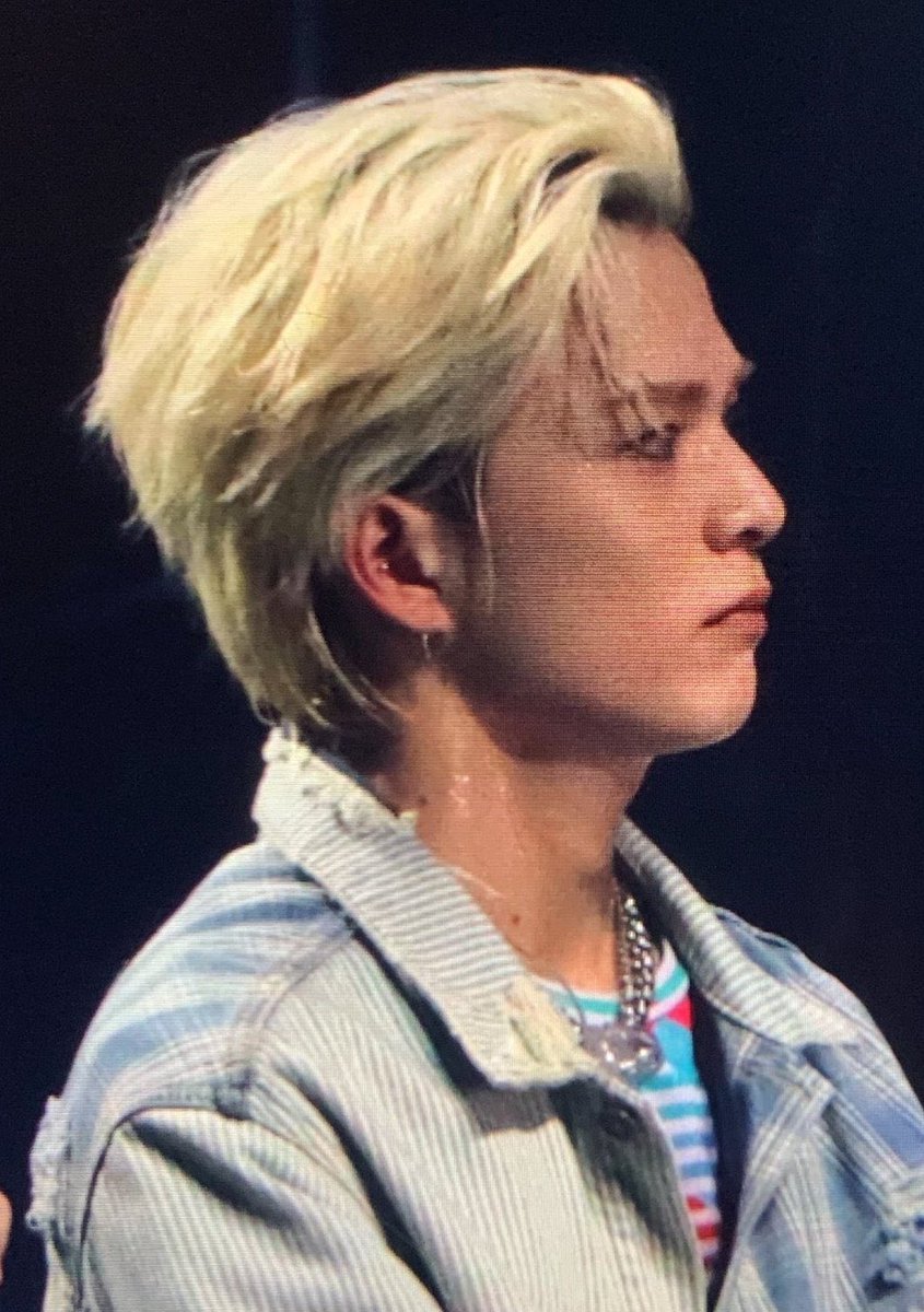 WHY ARE YOU SO HOT DAMN #ASAHI