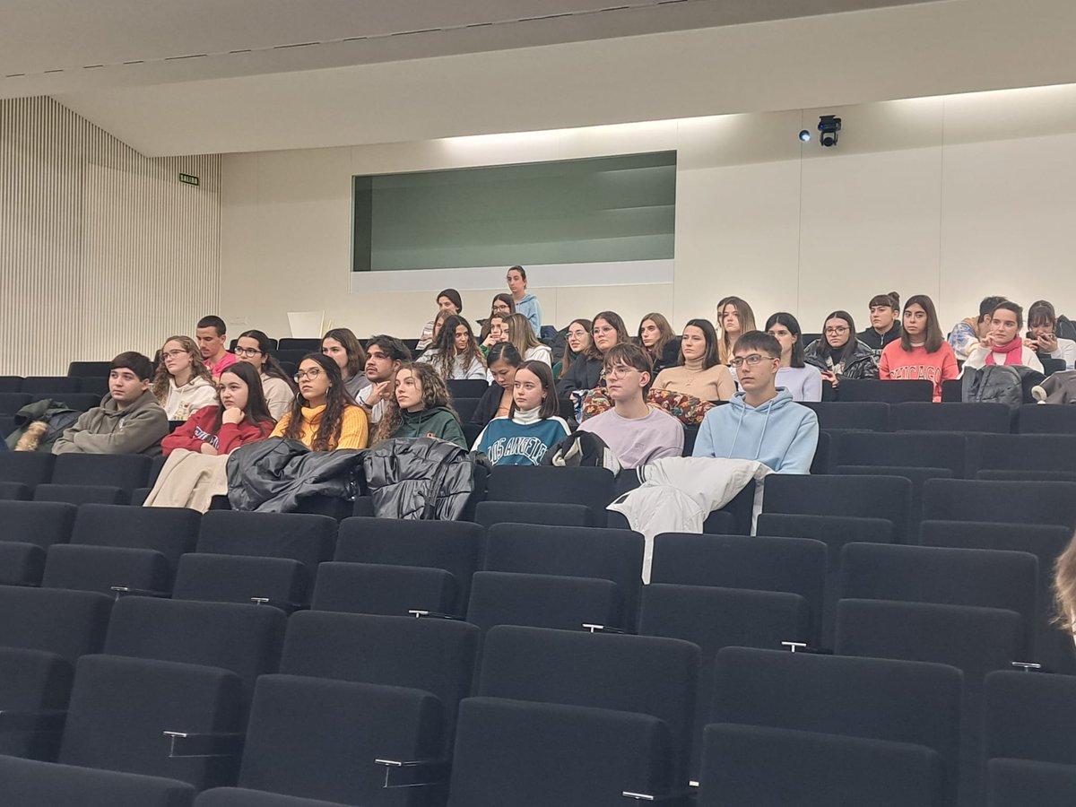 Last Thursday we hosted the first of the talks on mobility programs, our students were able to see first-hand all the opportunities that the University offers them to participate in an experience that will mark their lives both academically and personally.