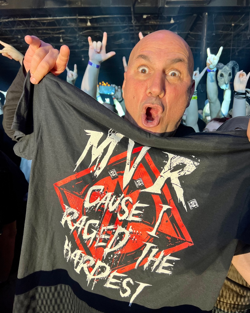 VIRGINIA BEACH MOST VALUABLE RAGER! These exclusive MH shirts are only awarded to the most worthy, earn yours by raging the hardest!⁠ ⁠ #mostvaluablerager #machinehead⁠