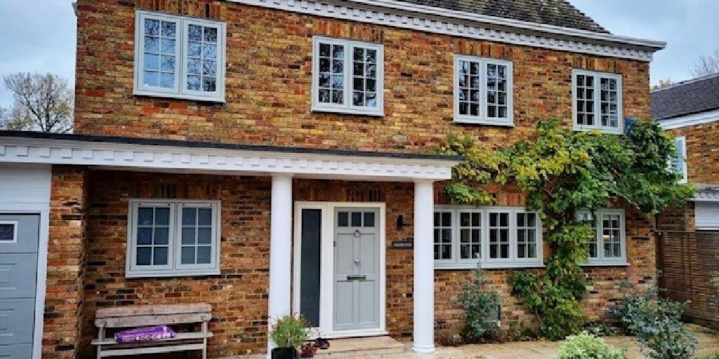 residence9's tweet photo. We love this R7 Special installation by @HarpendenWindow, showcasing Painswick for the external and Grained White internally 😍
Visit https://t.co/pVtYEjY7sS
#residencecollection #R7 #residence7 #painswick #external #grainedwhite #internal https://t.co/PeuEFQy2pG