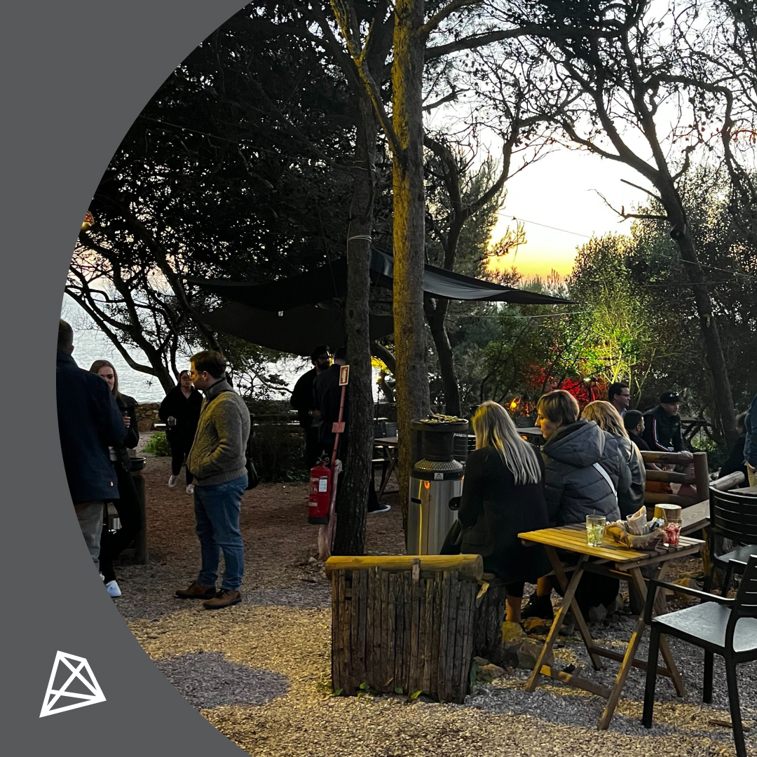 Our Christmas party this year was in the beautiful city of #Lisbon, we ate the local delicacies, explored the city and watched the sun go down with great friends and colleagues, and danced late into the night. 

#MonsoonConsulting #ChristmasParty #XmasCelebration #TeamMonsoon