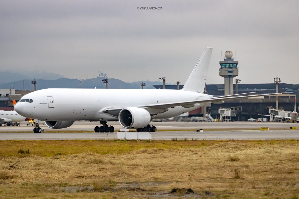 ✈ @Boeing 777-F1H
🆔️ N704GT
🇺🇲 @AtlasAirWW
🌍 SBGR / GRU @gruairportsp
.
✅️ Acompanhe no Facebook e Instagram : @cnfapproach
.
#boeing #cnfapproach #b777freighter #atlasair #gruairport #spotterdaygru