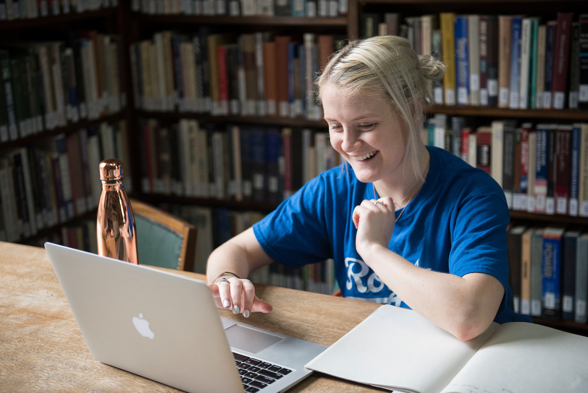 SPC_Oxford's tweet photo. Sending all the #goodluck to those interviewing at @UniofOxford over the next weeks! For those interviewing at @SPC_Oxford, remember to join our Teams Live session this Friday to learn more about preparing for your interview (details in your admissions email). #oxfordinterviews https://t.co/Wi2V8dPprl