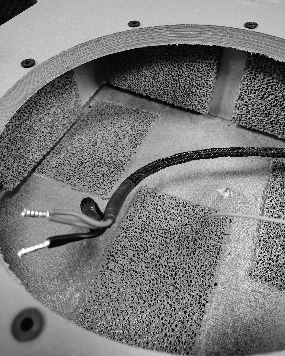 audio_physic's tweet photo. Another #MEDEOS is getting ready to be shipped out into the world. We love to see it!🔊 https://t.co/H9vgM9adYI