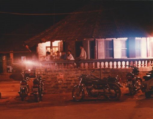 Udupi_Memes_UM's tweet photo. One of the oldest and famous restaurants of Udupi and Manipal.
These two place holds so many memories๐ #Diana #Dollops https://t.co/IHxhCUNicc