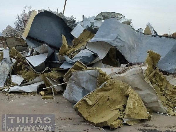 В ТИНАО ДЕМОНТИРОВАН НЕЗАКОННЫЙ КОММЕРЧЕСКИЙ ОБЪЕКТ

Госинспекция по недвижимости выявила в поселении Мосрентген многоквартирный дом, возведенный для коммерческого использования

nmao.ru/news/2022/v-ti…

#дудкино #новаямосква #поселениемосрентген #тинао