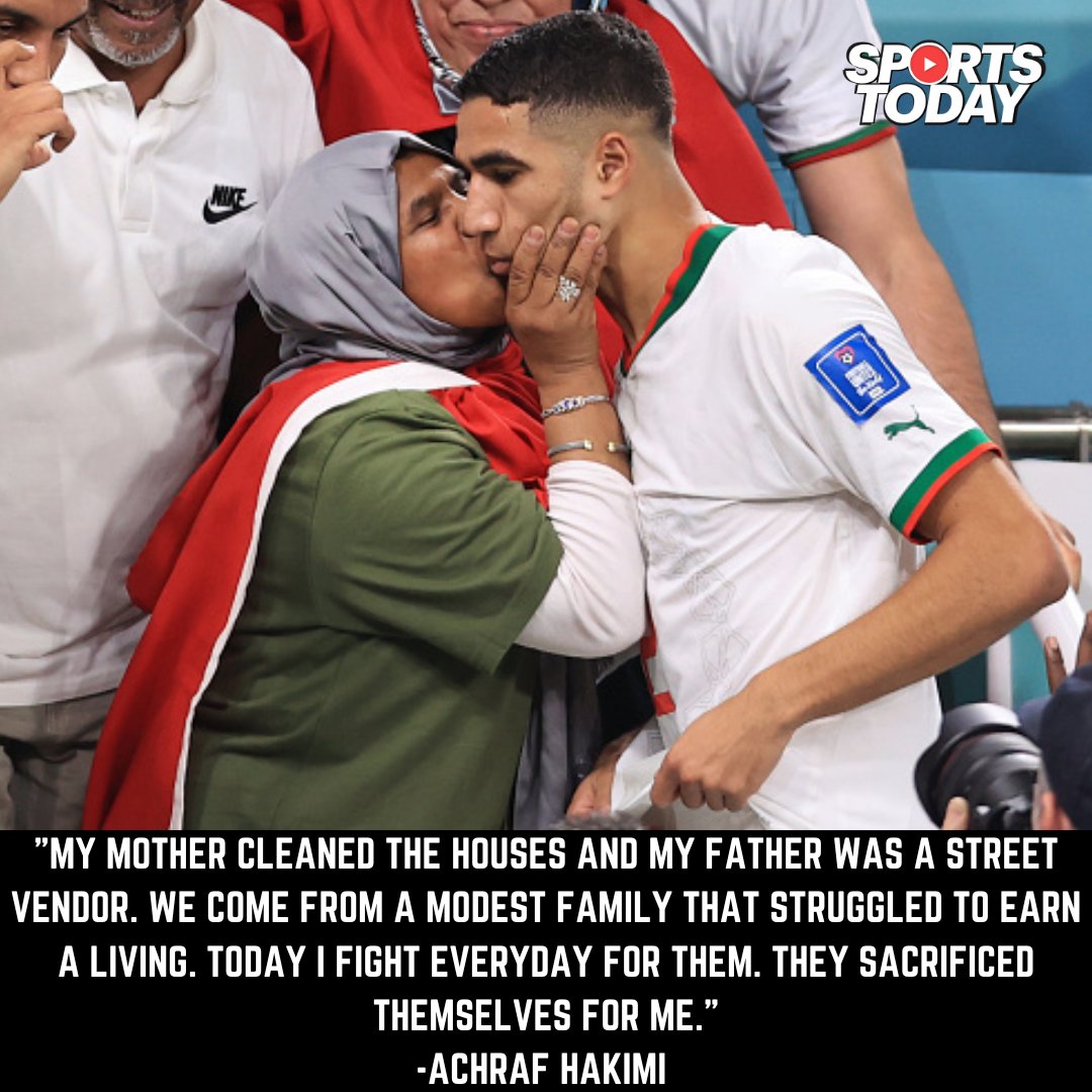 SportsTodayofc's tweet photo. Making his country and family proud, Achraf Hakimi decided to celebrate Morocco's famous win against Spain with his mother.
#football #achrafhakimi #qatar2022 #espvsmar #fifaworldcup2022 https://t.co/Yc5EspPQgj