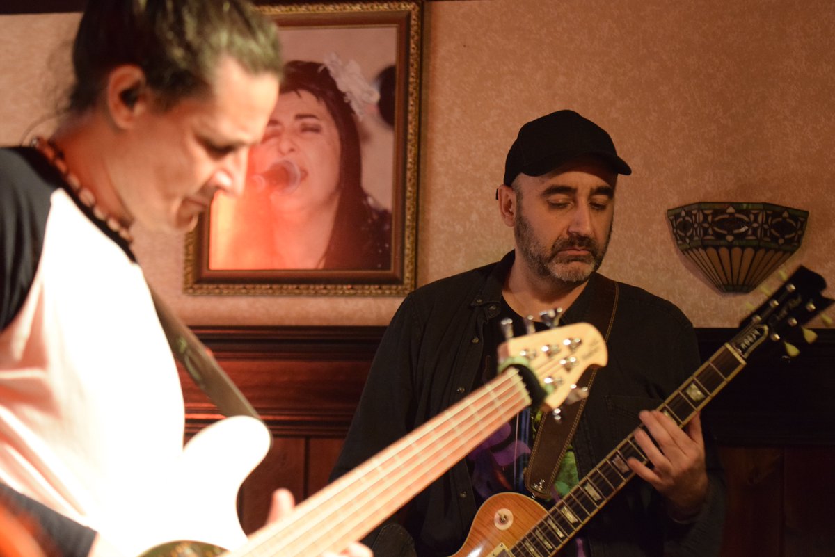 Tremendo bolazo que nos ofrecieron Rubén Rubio Band el pasado viernes en el @avalonsoria 🔥

Muchas gracias a <a href="/rubenrubiobass/">Ruben Rubio Corrales</a> <a href="/woodyamores/">Woody Amores</a> @davidlerman_ojosrojos y @frontelajuanjo, sois increíbles❤️