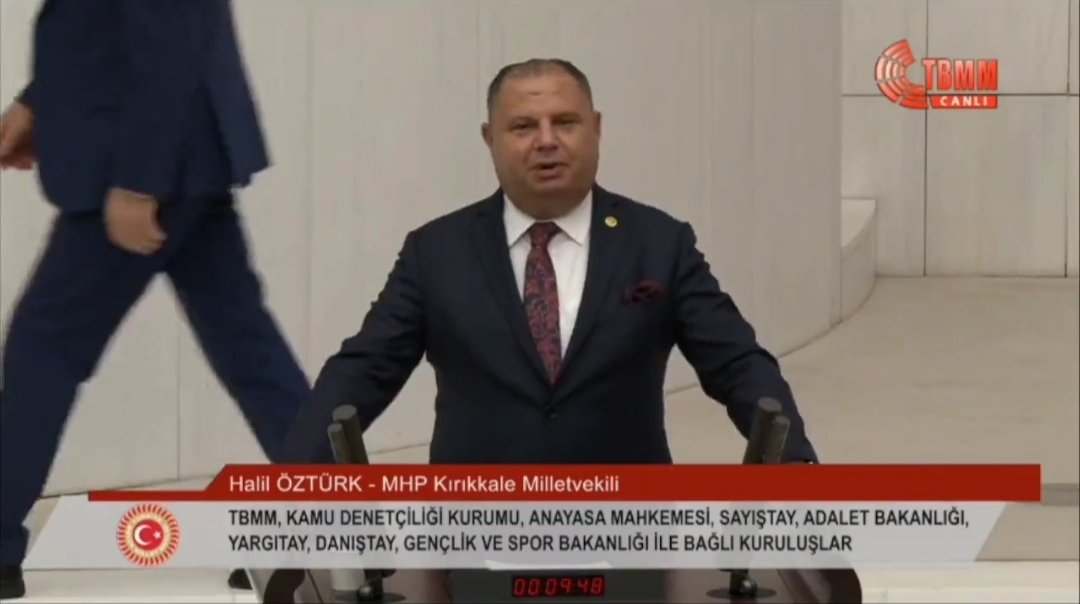 1) Dsvecik uzmanlarımız arasında çok fazla dile geldiği için bir konuyu açıklamak isteriz. Bütçe görüşmelerinde uzmanlarımızın kadrajinda olan vekillerin basında Sayın <a href="/Avkthalilozturk/">Halil ÖZTÜRK</a> Bey gelmekteydi. CTE personeline yönelik emekleri nedeniyle vekil bey merakla beklenilen isimdi