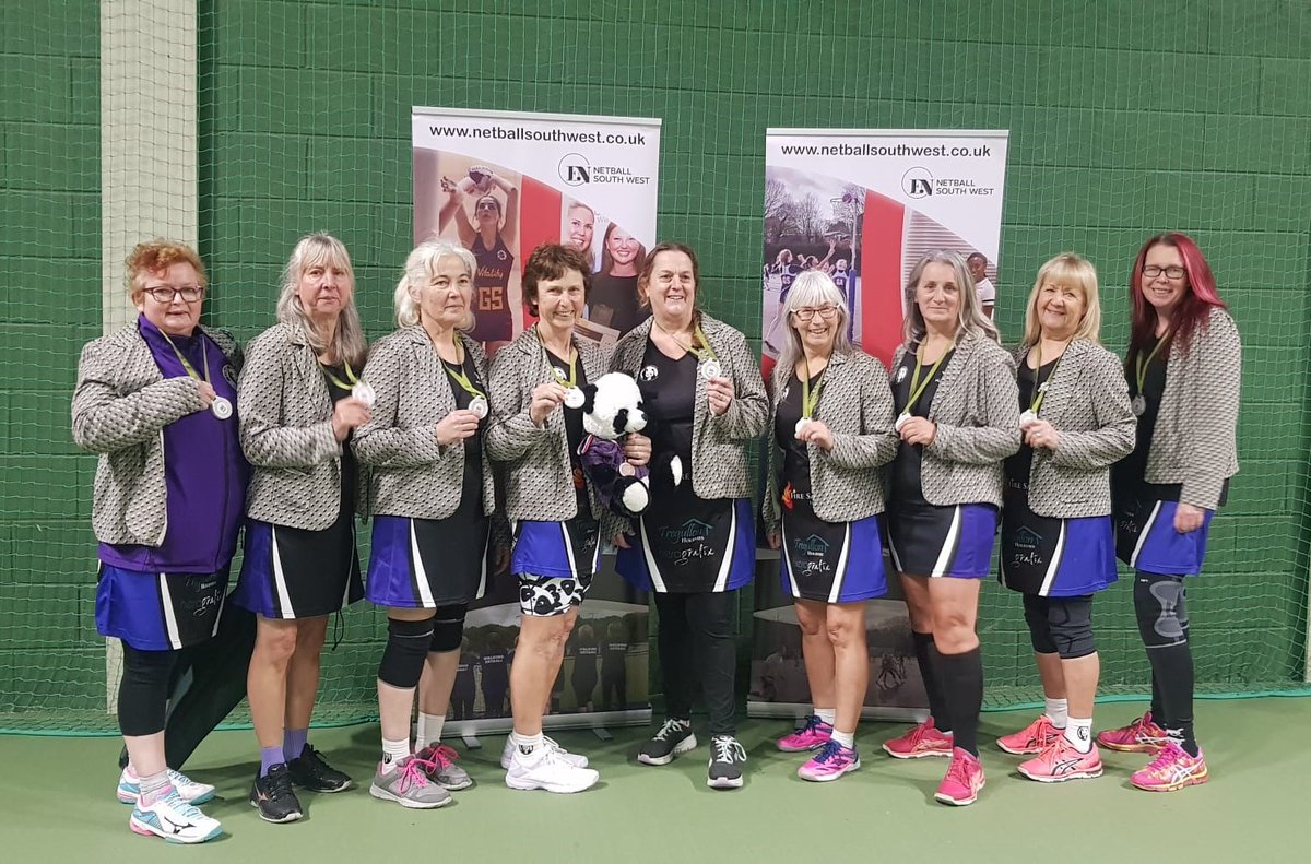 NetballSW's tweet image. Hello #wedNEWSday 👋

This week we're catching up on all of the action following the 2nd South West Walking Netball Festival.

Want to find out how it went? Read the article below 👇 
netballsouthwest.co.uk/devon-plays-ho…

#netballsw #walkingnetball #festival #southwest #devon