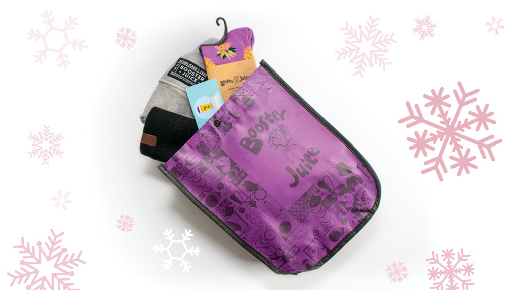 boosterjuice's tweet photo. 🧦 12 Days of Giveaways - Day 3 🧦
⁠
Enter to win our winter chill pack - sweater, toque, socks &amp; a $20 gift card!

To enter:
❄️Like this post &amp; follow us
❄️Tag a smoothie loving friend
✨Retweet this post

Contest runs Dec 5-16, 2022, see website for full rules &amp; regulations.⁠ https://t.co/wSG4Vx8YBF