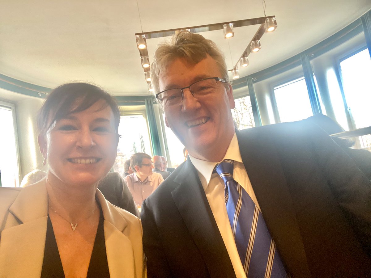 Martin-Matute Group tweet media