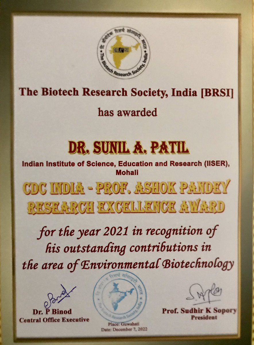 sunil_micro's tweet image. Honored to receive the CDC India-Professor Ashok Pandey Research Excellence award 2021 of the Biotech Research Society of India (BRSI) at #BSBB2022 conference at @IITGuwahati. Grateful to the society, students, collaborators, mentors, and colleagues. 🙏🙏