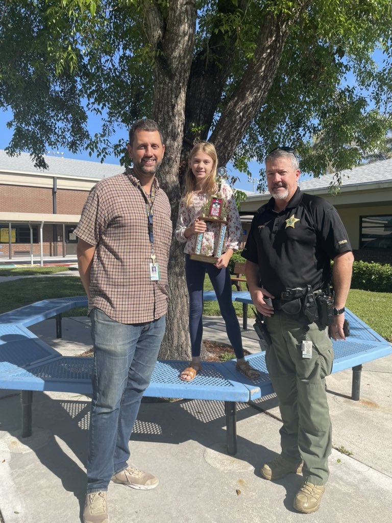 Super proud of Kailee for receiving a Do The Right Award today! We nominated her after we heard how she saved her neighbors dog when it went missing and she found it stuck in a retention pond and jumped in to rescue it! <a href="/LPEPanthers/">Lake Park Elementary</a> <a href="/collierschools/">Collier County Public Schools</a> <a href="/Champs4Learning/">ChampionsForLearning</a> <a href="/NaplesPolice/">Naples Police Dept.</a>