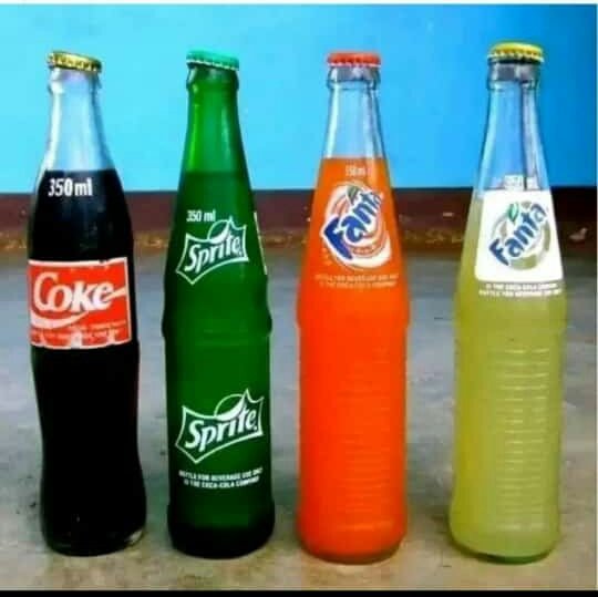Lunaer8's tweet photo. Madolo ake ndamenewa omwe amkachiza matenda nthawi imeneyo 😏 https://t.co/7JGJwIIxo4