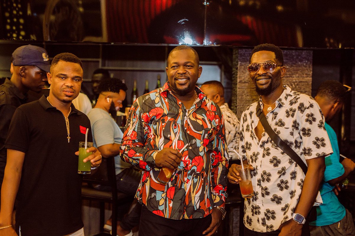 raveaccra's tweet photo. Having a great ๐ week so far?
We ready to host you tonight #AnyGivenWednesday w/ @deezydothis @DjMicSmith @Endwd_DJ & @mynameisdjque
See yโall tonight ๐๐ฅ #ClubRave #DecemberInGhana #AccraNightlife cc: @billisdifferent @accraeventsgh @BlacVolta @eventbloggh @AccraWeDey https://t.co/DfnmbuGOjz