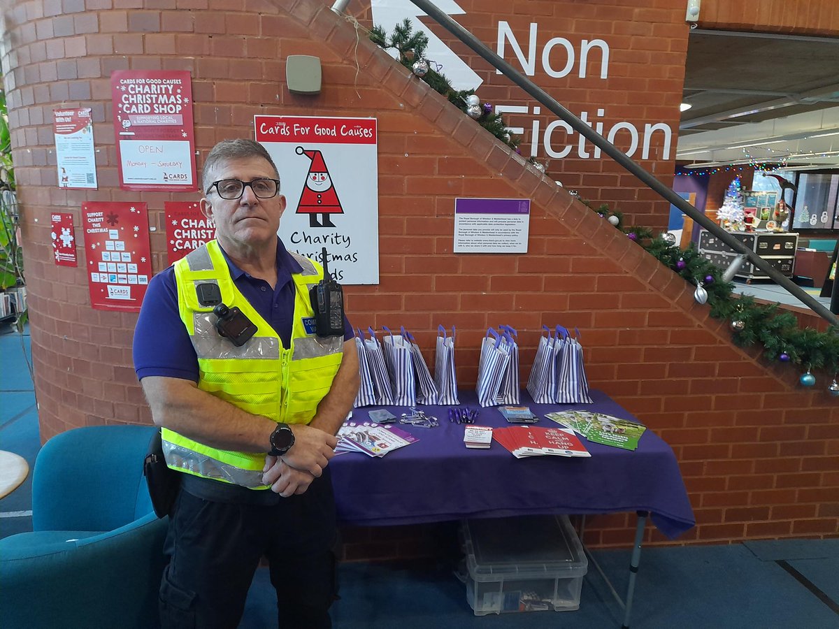 ❄ Our Community Wardens were pleased to speak with many residents during their recent visits to Windsor and Maidenhead Libraries to raise awareness of simple steps you can take to stay safe and protect your belongings during the festive period. <a href="/RBWM_Libraries/">RBWM Library Service</a> 1/3