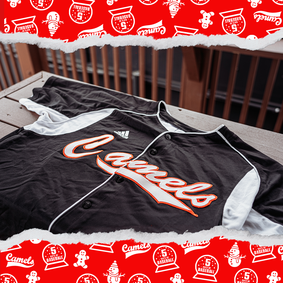 𝐂𝐨𝐮𝐧𝐭𝐝𝐨𝐰𝐧 𝐭𝐨 𝐂𝐡𝐫𝐢𝐬𝐭𝐦𝐚𝐬🎄
Day 4️⃣: Camels Script Jersey

To Enter ⬇️
🎄 Follow <a href="/GoCamelsBSB/">Campbell Baseball</a>
🎄 Like &amp; Retweet this post!

*Giveaway closes at midnight on 12/23*