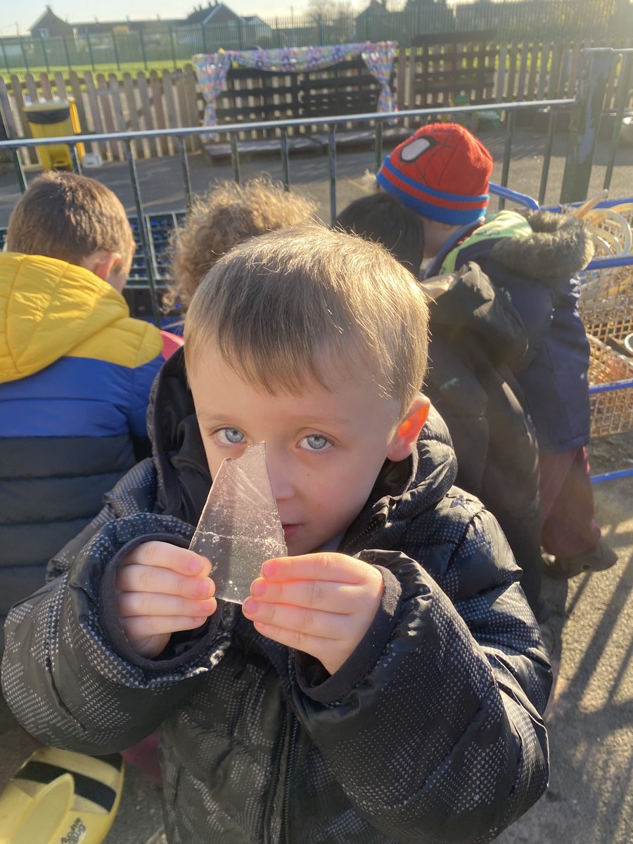 St_Andrew_Apost's tweet photo. Nursery were amazed by their icy findings outside today! 🧊❄️😊 We talked about the cold weather and how it had froze the water! Lovely language was demonstrated, as we explored the ice together! #UTW #EYFS #Investigating #ReversibleChanges #SuccessfulSATA https://t.co/BxuvaNgl5O