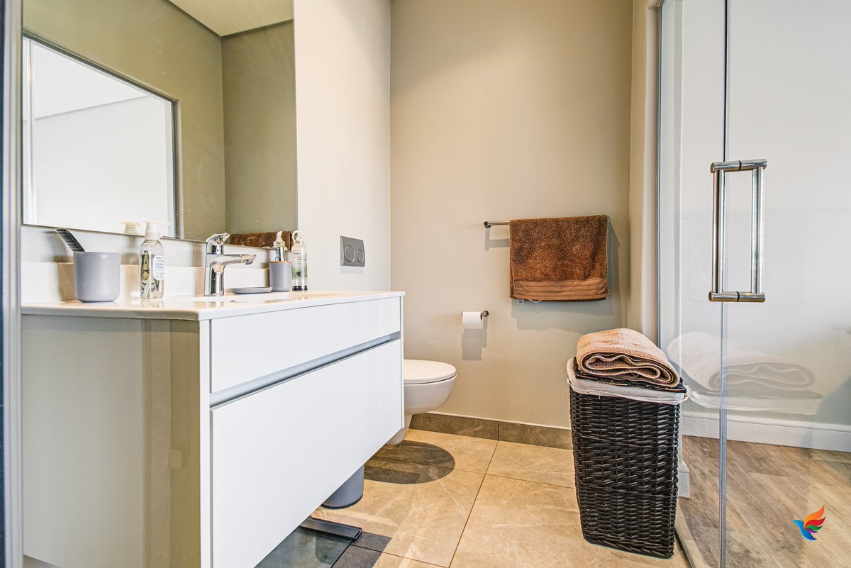 Serengeti Estates tweet media