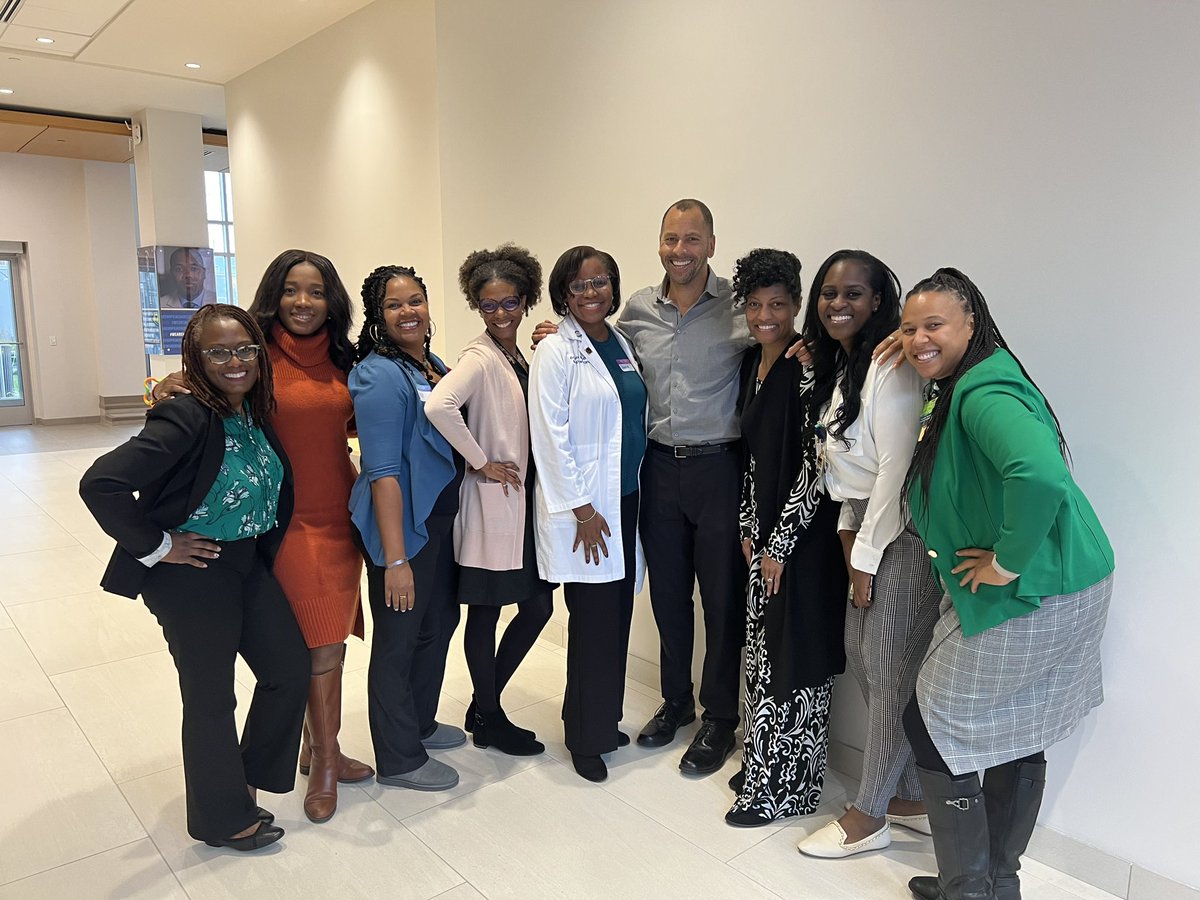 @DrPattyRN @ycommodore @BaptisteDiana @kamilaalexander @BreNettles_DNP @BobAtkins_ @JanieceLTaylor Day 2 of meeting of the minds! We are #Hopkins #GoHopNurse