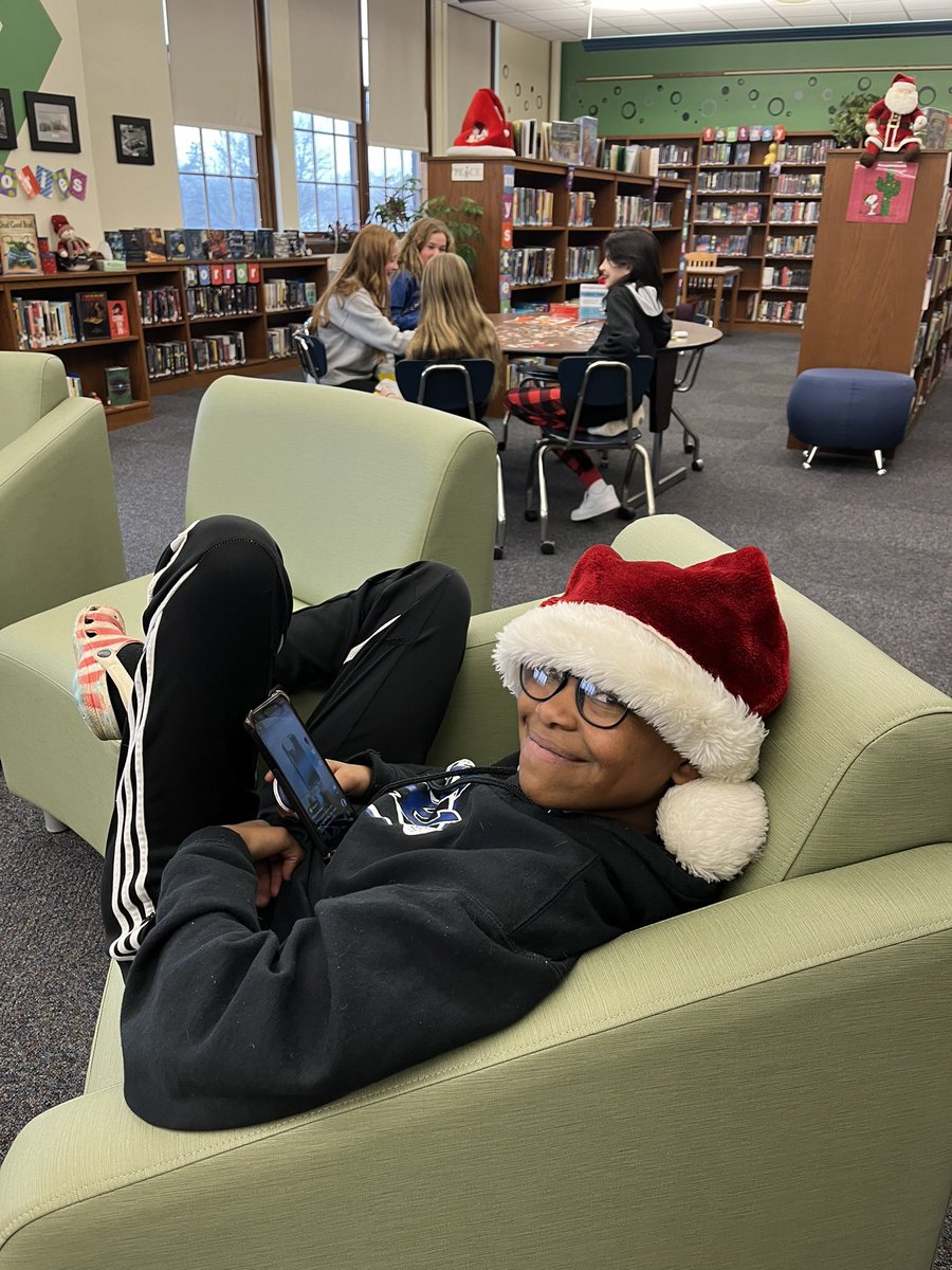 OliverMSLibrary's tweet photo. #Science themed #escaperooms with Mrs. Rugari, exploring science concepts with @littleBits, and just #hangingout in the #library today! Lots of reasons to stop in today! Thanks, @LindsayAtBOCES for creating fun learning opportunities! #wearelearners #creatingscientists https://t.co/SX8Cu4CZ88